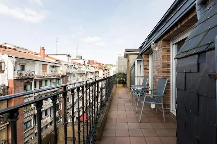 Apartamento Luminoso Atico en San-Sebastián + Wifi San Sebastián España