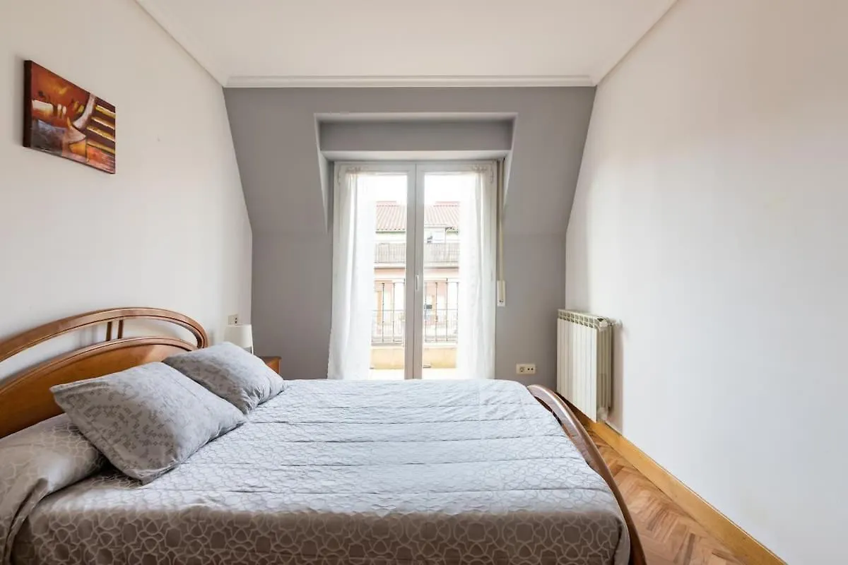 Apartamento Luminoso Atico en San-Sebastián + Wifi San Sebastián